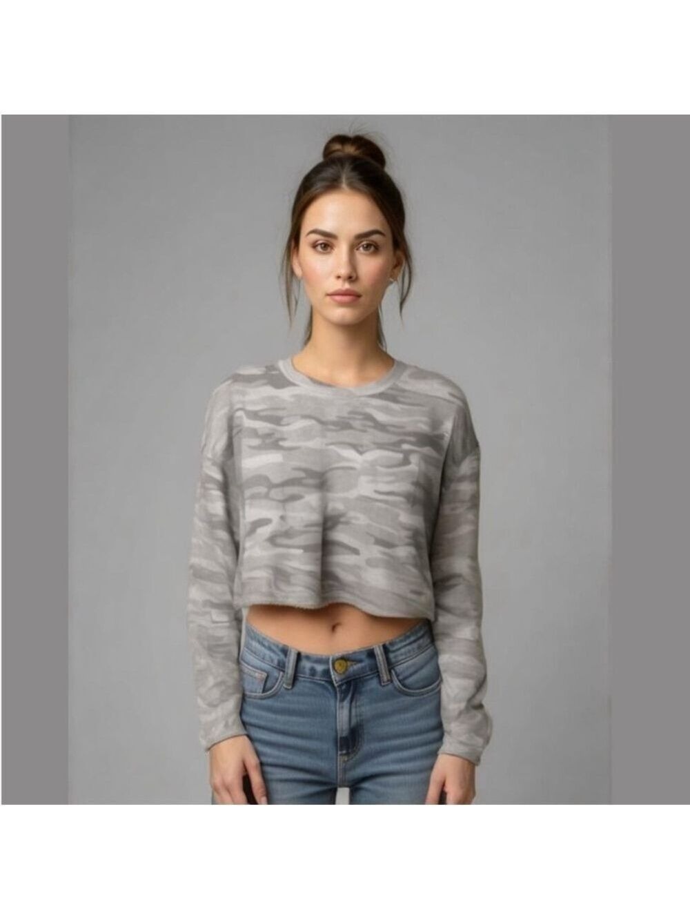 Camo Chic Cropped Sweatshirt – Your New Favorite Layer